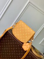 Louis Vuitton M12694 Montsouris Messenger - Image 6