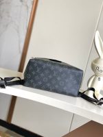 Louis Vuitton M14020 Discovery Slim Backpack - Image 5