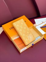 Louis Vuitton M12656 Brazza Wallet - Image 2