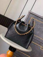 CHANEL 25 Medium Handbag - Image 4