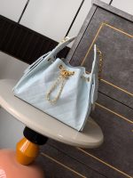 CHANEL 25 Small Handbag - Image 2