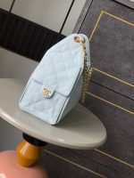 CHANEL 25 Small Handbag - Image 3