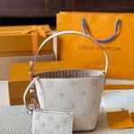 Louis Vuitton All In BB