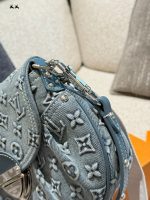 Louis Vuitton denim bag - Image 7