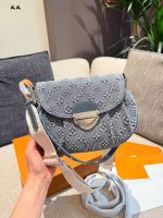 Louis Vuitton denim bag - Image 8