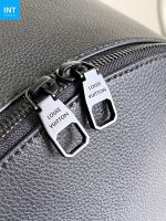 Louis Vuitton M15259 Discovery Work Backpack - Image 8