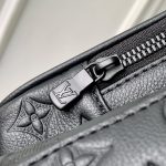 Louis Vuitton M14778 Hobo Cargo - Image 7