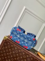 Louis Vuitton M13679 LV x TM Venice NM - Image 9
