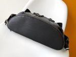 Louis Vuitton M50159 Christopher MM - Image 5