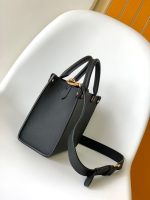 Louis Vuitton M22311 Lock & Go - Image 9