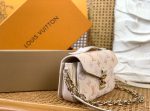 Louis Vuitton M25682 Pochette Métis East West - Image 3