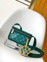 Louis Vuitton M12637 Bosphore Wearable Wallet - Image 2