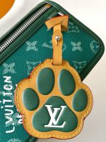 Louis Vuitton M12637 Bosphore Wearable Wallet - Image 6