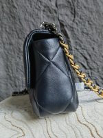 CHANEL 19 HANDBAG AS1160 Top quality version - Image 4