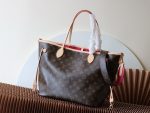 Louis Vuitton M12257 Neverfull Bandoulière Inside Out MM - Image 8