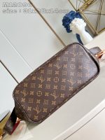 Louis Vuitton M12096 Neverfull Bandoulière Inside Out MM - Image 10