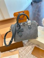 Louis Vuitton nano speedy