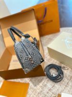Louis Vuitton NANO SPEEDY - Image 3