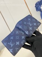 Louis Vuitton M11547 Multiple Wallet - Image 5