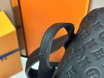 Louis Vuitton M43680 Discovery Backpack - Image 11