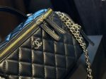 Chanel Vanity Case - Image 7