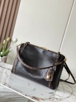 Louis Vuitton M26359 Express MM - Image 10