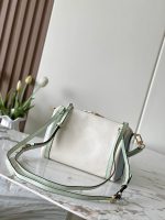 Louis Vuitton M26905 Express PM - Image 4