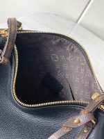 Louis Vuitton M26039 Express PM - Image 11