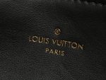 Louis Vuitton M83359 Pochette Coussin - Image 10