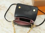 Louis Vuitton M83359 Pochette Coussin - Image 9
