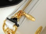 Louis Vuitton M11331 Pochette Coussin - Image 9