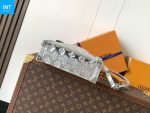 Louis Vuitton M26223 Side Trunk MM - Image 7