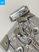 Louis Vuitton M26223 Side Trunk MM - Image 10