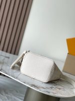 Louis Vuitton M25673 All In BB - Image 5
