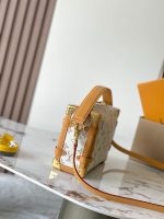 Louis Vuitton M26287 Side Trunk MM - Image 5
