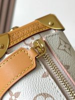 Louis Vuitton M26287 Side Trunk MM - Image 7