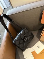 Louis Vuitton M11374 GO-14 Medium Gloves - Image 8