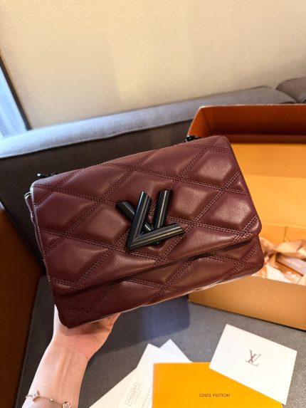 Louis Vuitton GO-14 Medium Gloves