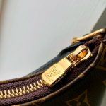 Louis Vuitton M25223 Small CATCHY bag - Image 11