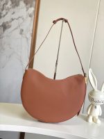 Louis Vuitton M14642 Low Key Cookie MM - Image 5