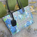 GUCCI Supreme Monogram Blooms Medium Reversible Tote Beige Blue Navy - Image 3