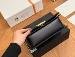 CHANEL Calfskin Chevron Quilted Medium Boy Flap Black - Image 4