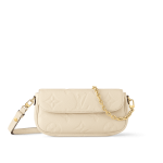 Louis Vuitton Wallet on Chain Ivy M82210
