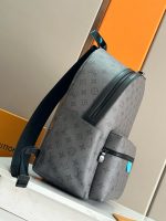 Louis Vuitton M11641 Discovery Backpack PM - Image 3