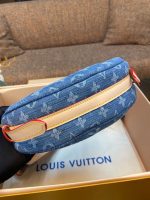 Louis Vuitton Croissant MM M46856 - Image 9