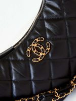 Chanel AS4422 23K Hobo bag - Image 5