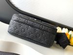 Louis Vuitton M58489 S Lock Messenger - Image 6