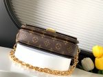 Louis Vuitton M46279 Pochette Métis East West - Image 4