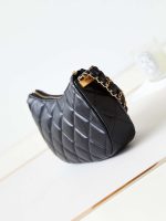 Chanel AS4422 23K Hobo bag - Image 7