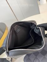 Louis Vuitton Trio Messenger N50017 - Image 11